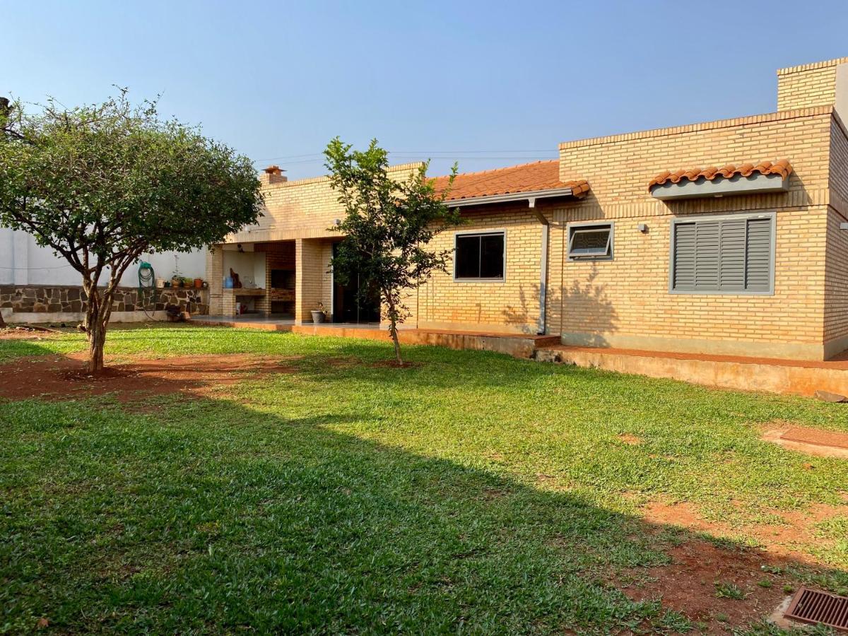 Moderna Y Unica Casa Independiente Con Jardin Y Estacionamiento Ciudad del Este Extérieur photo