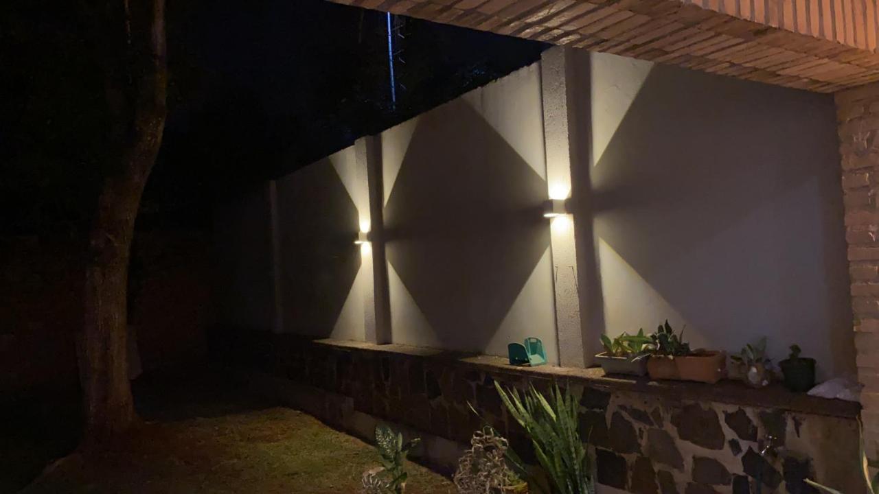 Moderna Y Unica Casa Independiente Con Jardin Y Estacionamiento Ciudad del Este Extérieur photo