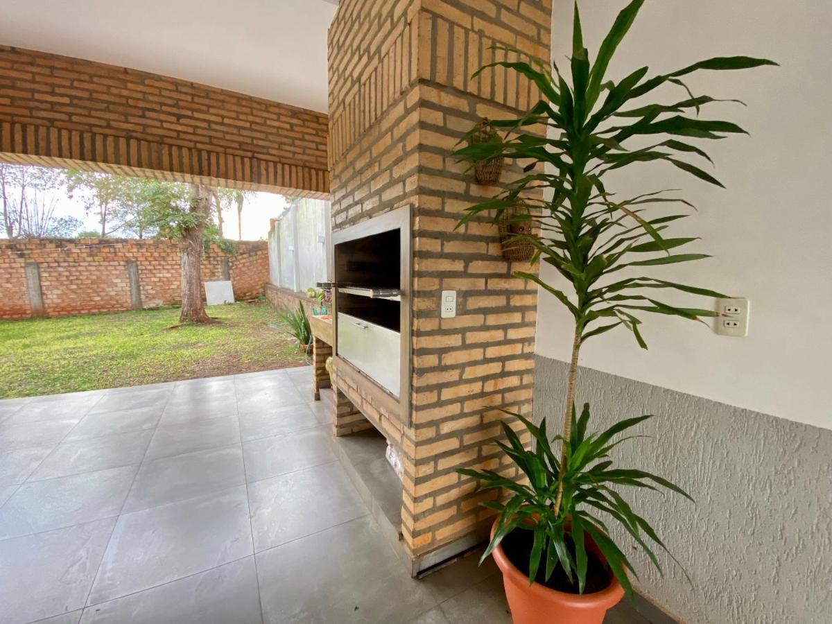 Moderna Y Unica Casa Independiente Con Jardin Y Estacionamiento Ciudad del Este Extérieur photo